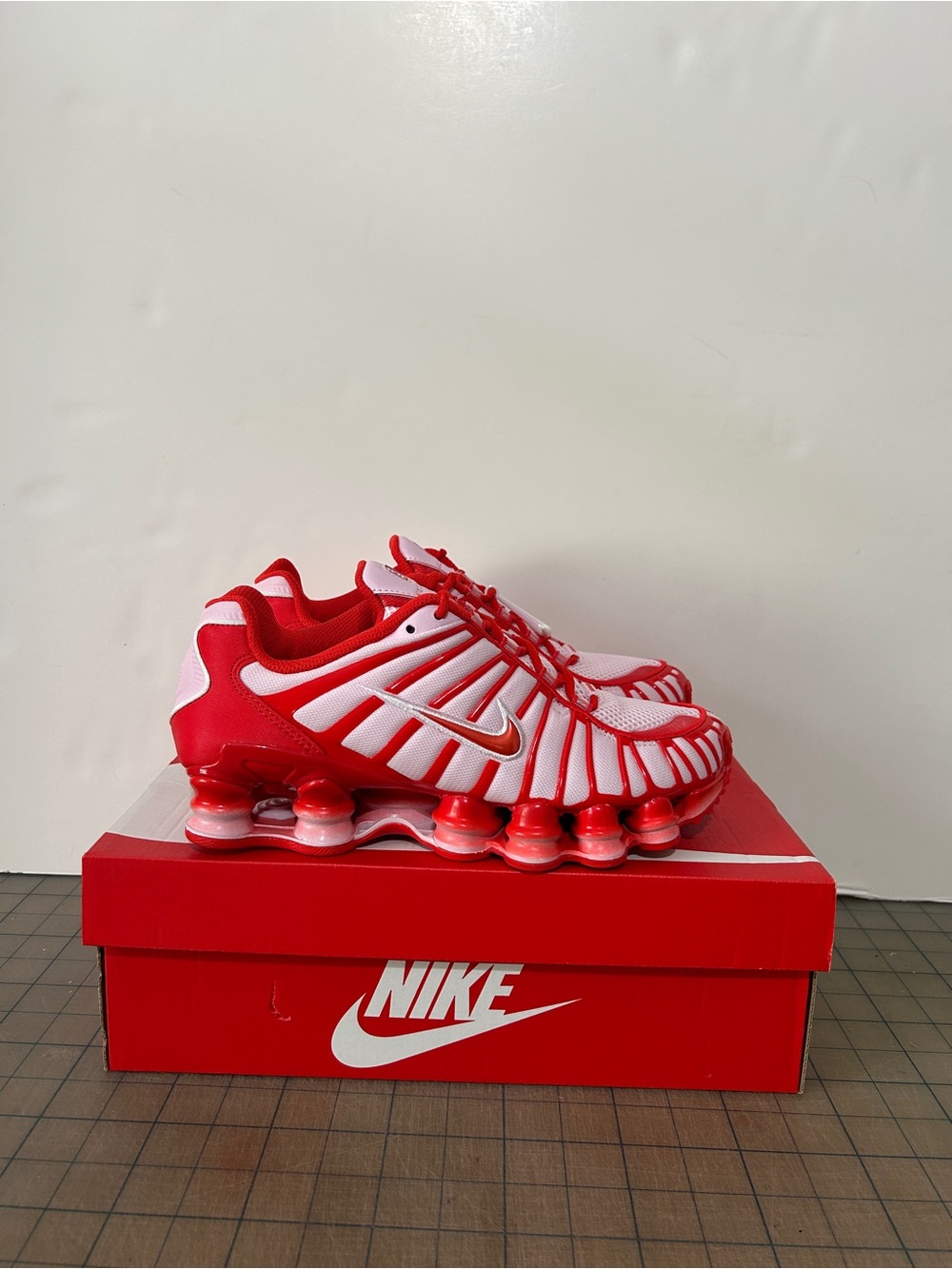 Nike Shox TL ‘Pink Foam Habanero Red’ GS - Picture 3 of 6